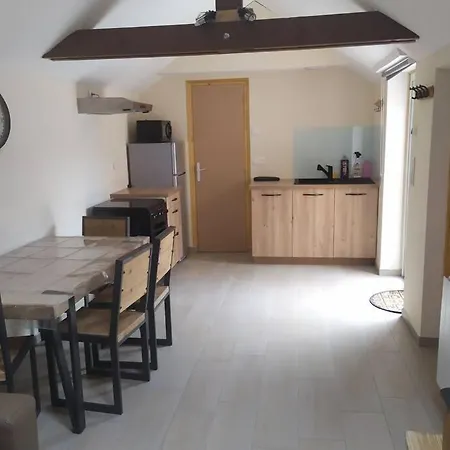 Avec Jardin Proche Du Mont Saint Michel Domek alpejski Pontorson